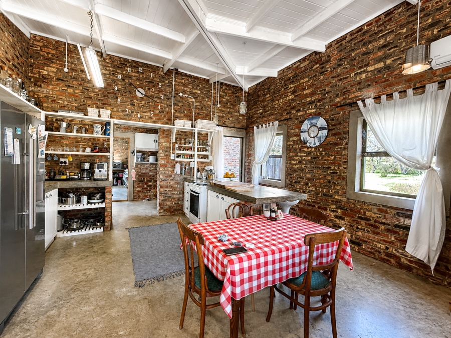 5 Bedroom Property for Sale in Viljoenskroon Rural Free State